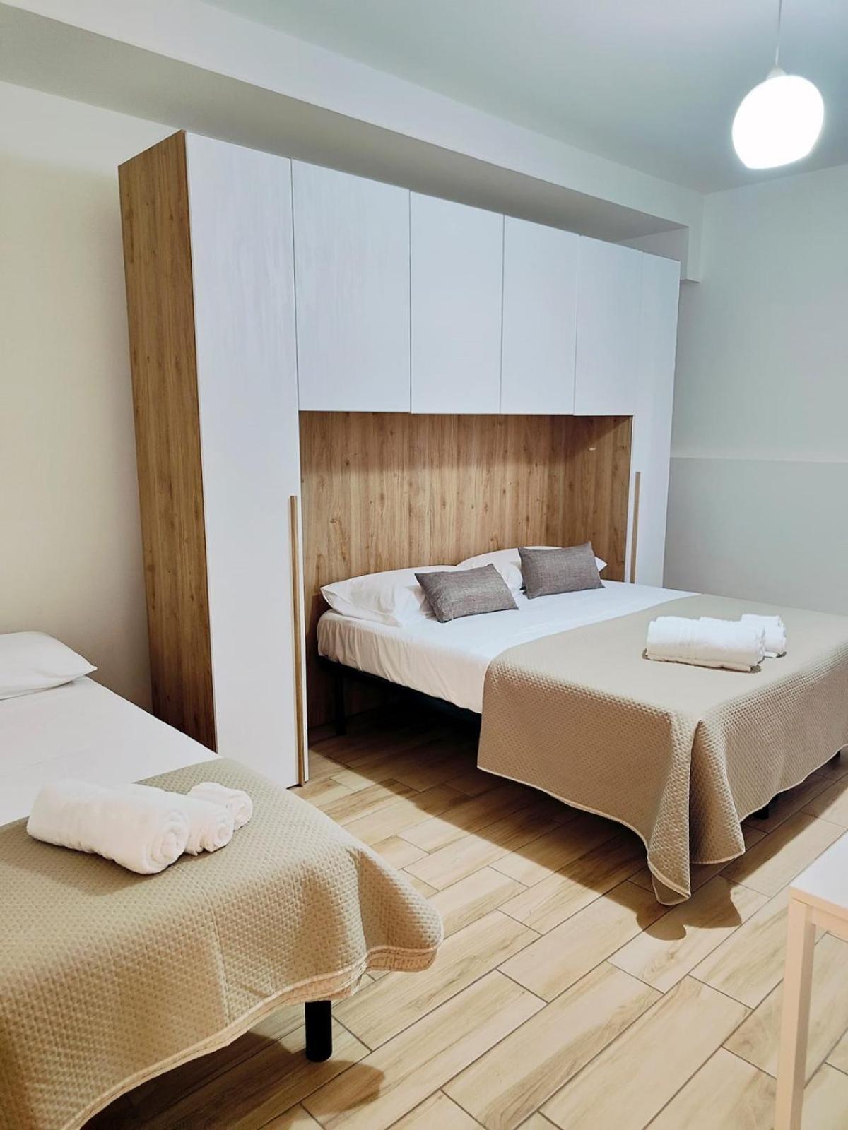 Cientopera Suite Rooms ポンテカニャーノ エクステリア 写真