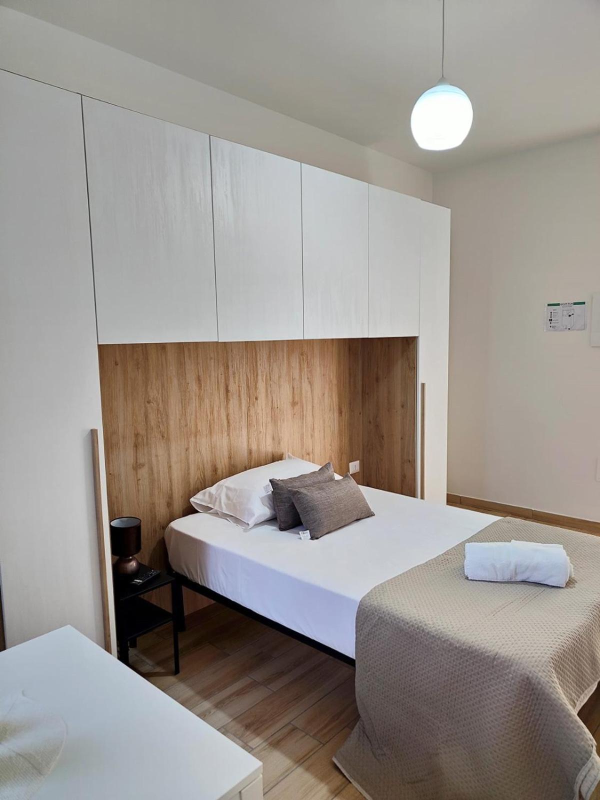 Cientopera Suite Rooms ポンテカニャーノ エクステリア 写真