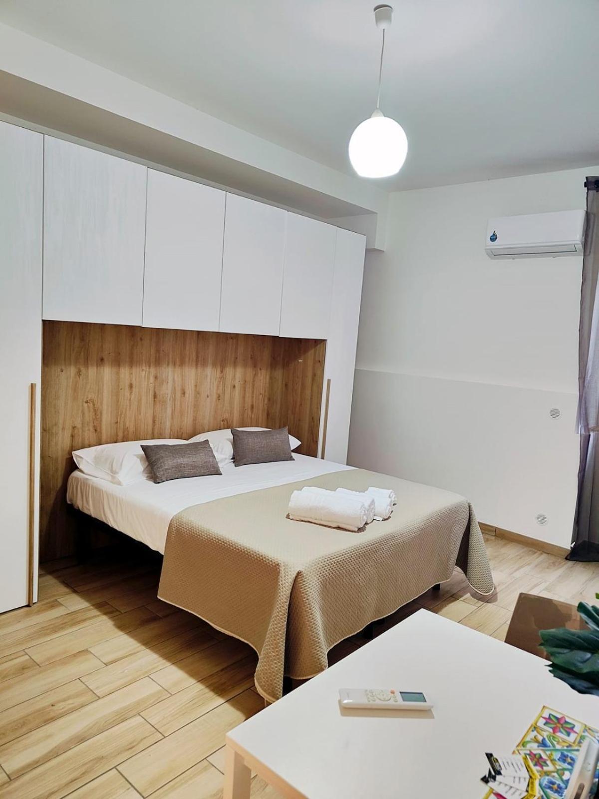 Cientopera Suite Rooms ポンテカニャーノ エクステリア 写真